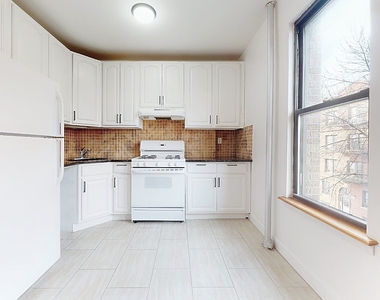 31-15 32nd Street - Photo Thumbnail 2