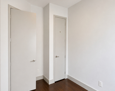 26 Wilson Avenue - Photo Thumbnail 10