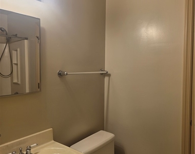 521 9th Ave - Photo Thumbnail 16