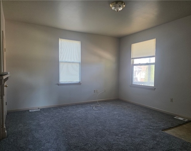 521 9th Ave - Photo Thumbnail 15