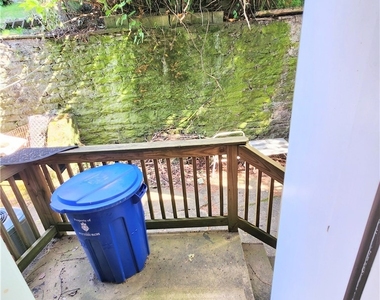 6010 Butler St - Photo Thumbnail 13