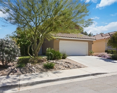 244 Camelback Ridge Avenue - Photo Thumbnail 1