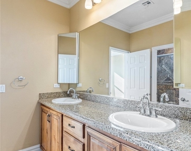 1178 Olivia Parkway - Photo Thumbnail 34