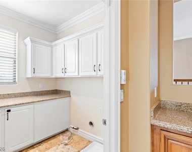 1178 Olivia Parkway - Photo Thumbnail 39
