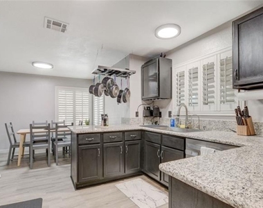 2200 S Fort Apache Road - Photo Thumbnail 7