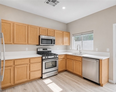 11092 Abbeyfield Rose Drive - Photo Thumbnail 5