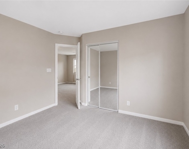 11092 Abbeyfield Rose Drive - Photo Thumbnail 16