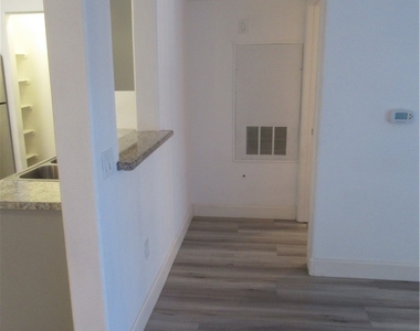 2120 Ramrod Avenue - Photo Thumbnail 22