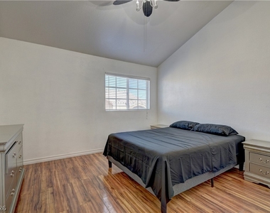 5450 Morris Street - Photo Thumbnail 4
