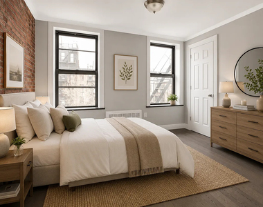 521 East 5th Street - Photo Thumbnail 4