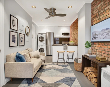 521 East 5th Street - Photo Thumbnail 5
