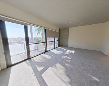 353 E Bonneville Avenue - Photo Thumbnail 20