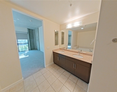 353 E Bonneville Avenue - Photo Thumbnail 28