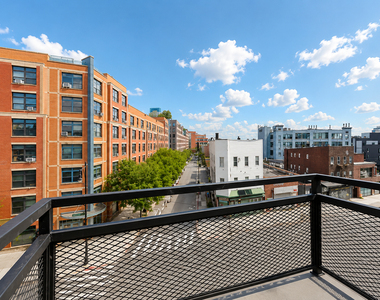 590 Bushwick Avenue - Photo Thumbnail 9