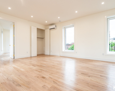 394 Broadway - Photo Thumbnail 5
