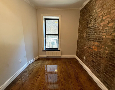 202 East 13th Street - Photo Thumbnail 15