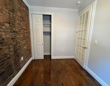 202 East 13th Street - Photo Thumbnail 6