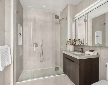 162 East 36th Street - Photo Thumbnail 3