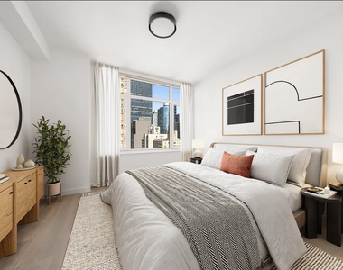 162 East 36th Street - Photo Thumbnail 2