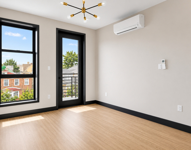 1667 Brooklyn Avenue - Photo Thumbnail 4