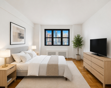 East 35th Street - Photo Thumbnail 1