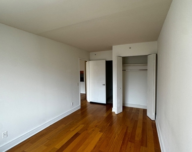 West 96th Street - Photo Thumbnail 15