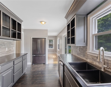 116 E Richmond Road - Photo Thumbnail 10