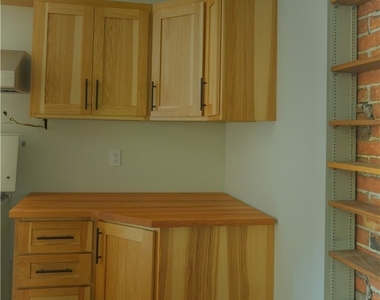 489 Norwood - Photo Thumbnail 18