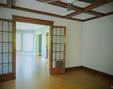 489 Norwood - Photo Thumbnail 7