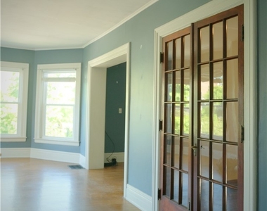 489 Norwood - Photo Thumbnail 4