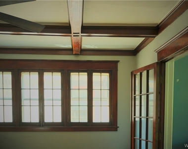 489 Norwood - Photo Thumbnail 10