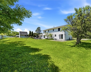 555 Lakeview Avenue - Photo Thumbnail 19