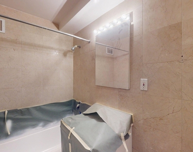 East 79th Street - Photo Thumbnail 2