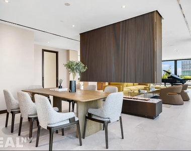Rockwell Place - Photo Thumbnail 10