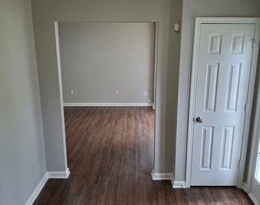 235 Vaness Drive - Photo Thumbnail 3