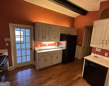 1595 Timothy Road - Photo Thumbnail 12