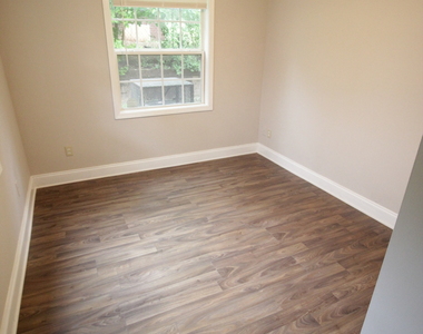 260 Elm Street Nw - Photo Thumbnail 4