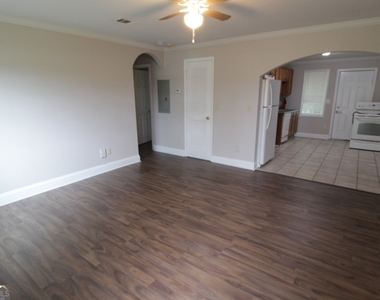 260 Elm Street Nw - Photo Thumbnail 1