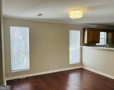 5612 Feldwood Road - Photo Thumbnail 6
