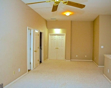 2680 Hampton Park Drive - Photo Thumbnail 8