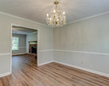 180 Fairfield Circle - Photo Thumbnail 14