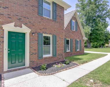 180 Fairfield Circle - Photo Thumbnail 1