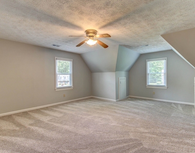 180 Fairfield Circle - Photo Thumbnail 23