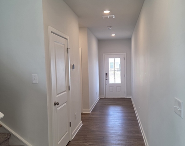 2499 Brown Dove Way - Photo Thumbnail 9