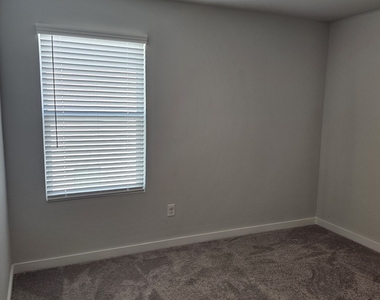 2499 Brown Dove Way - Photo Thumbnail 54