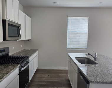 2499 Brown Dove Way - Photo Thumbnail 18