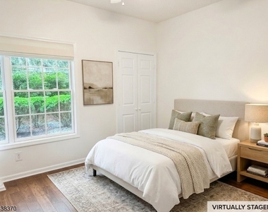 620 Turlington Ct - Photo Thumbnail 13