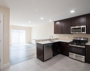 1664 Stuyvesant Ave - Photo Thumbnail 5