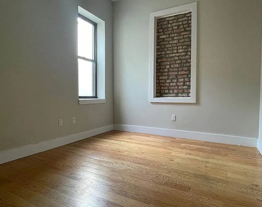 772 Jefferson Avenue - Photo Thumbnail 7