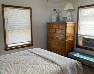 102 Brown Avenue - Photo Thumbnail 13